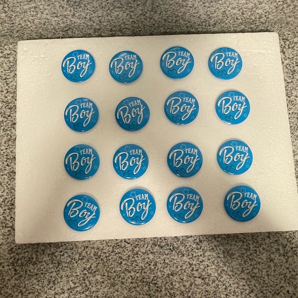 EUC 30 Gender Reveal Party Buttons 19: Team Boy & 11: Team Girl Baby Shower - Picture 3 of 8
